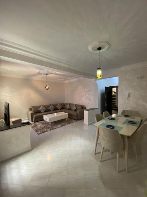 Appartement Au Centre-Ville De Tanger Nejma N°31 ภายนอก รูปภาพ